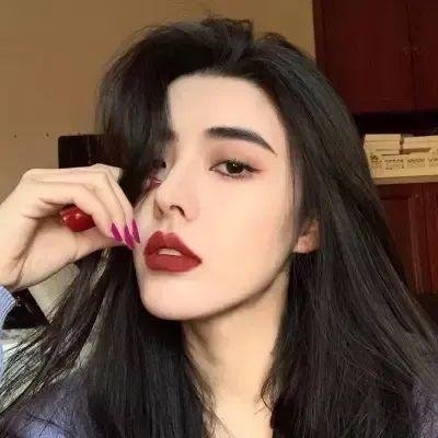 日落在霓虹灯